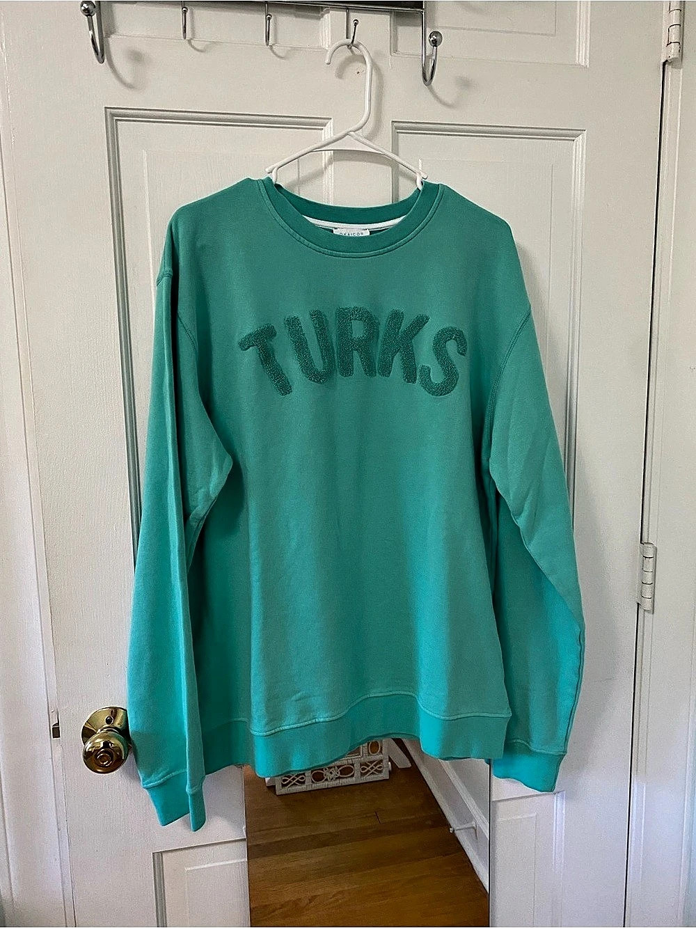 Okaïcos Turks Embroidered Crewneck bright teal Size Large NWT